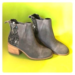 TOMS Gray Booties (Sz 6.5)